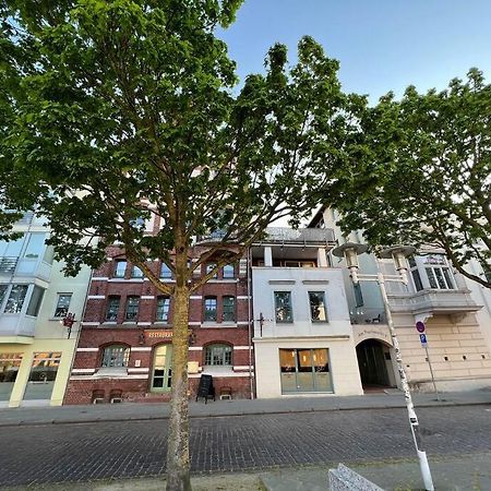 Traumwohnung Am Altstadt Hafen شترالسوند المظهر الخارجي الصورة
