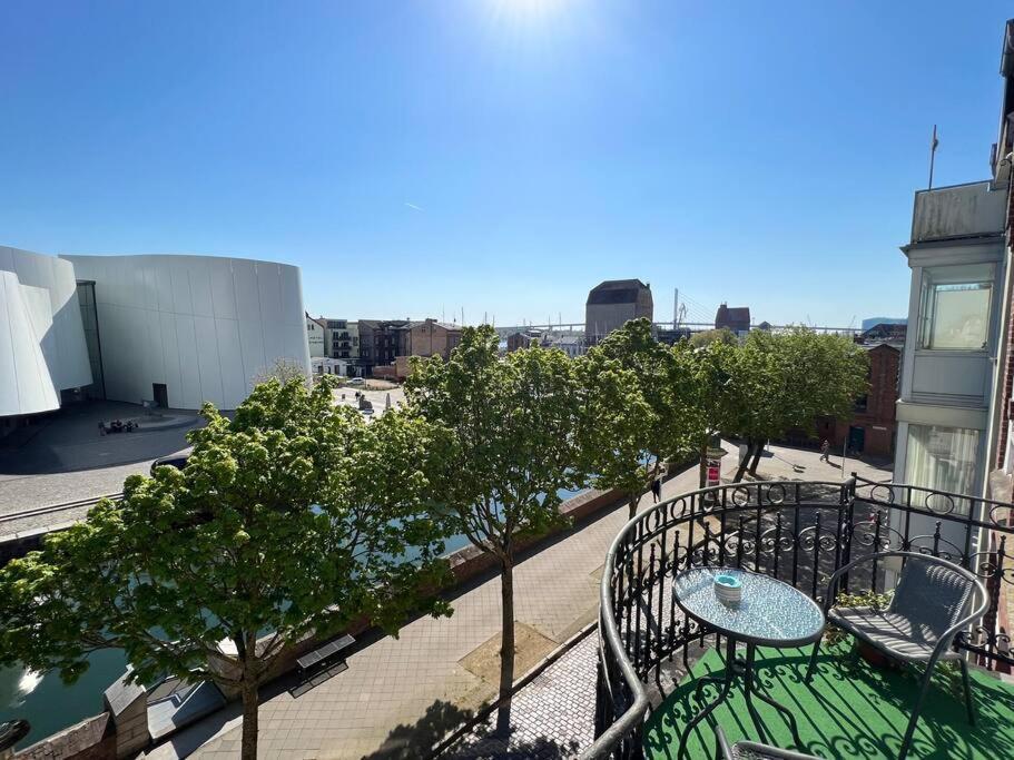 Traumwohnung Am Altstadt Hafen شترالسوند المظهر الخارجي الصورة