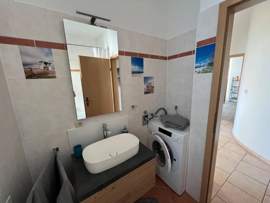 Traumwohnung Am Altstadt Hafen شترالسوند المظهر الخارجي الصورة